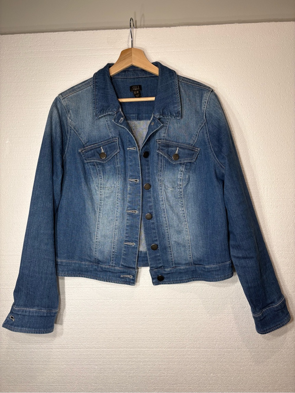 G.I.L.I. Medium Blue Denim Jacket - Women's, size 12